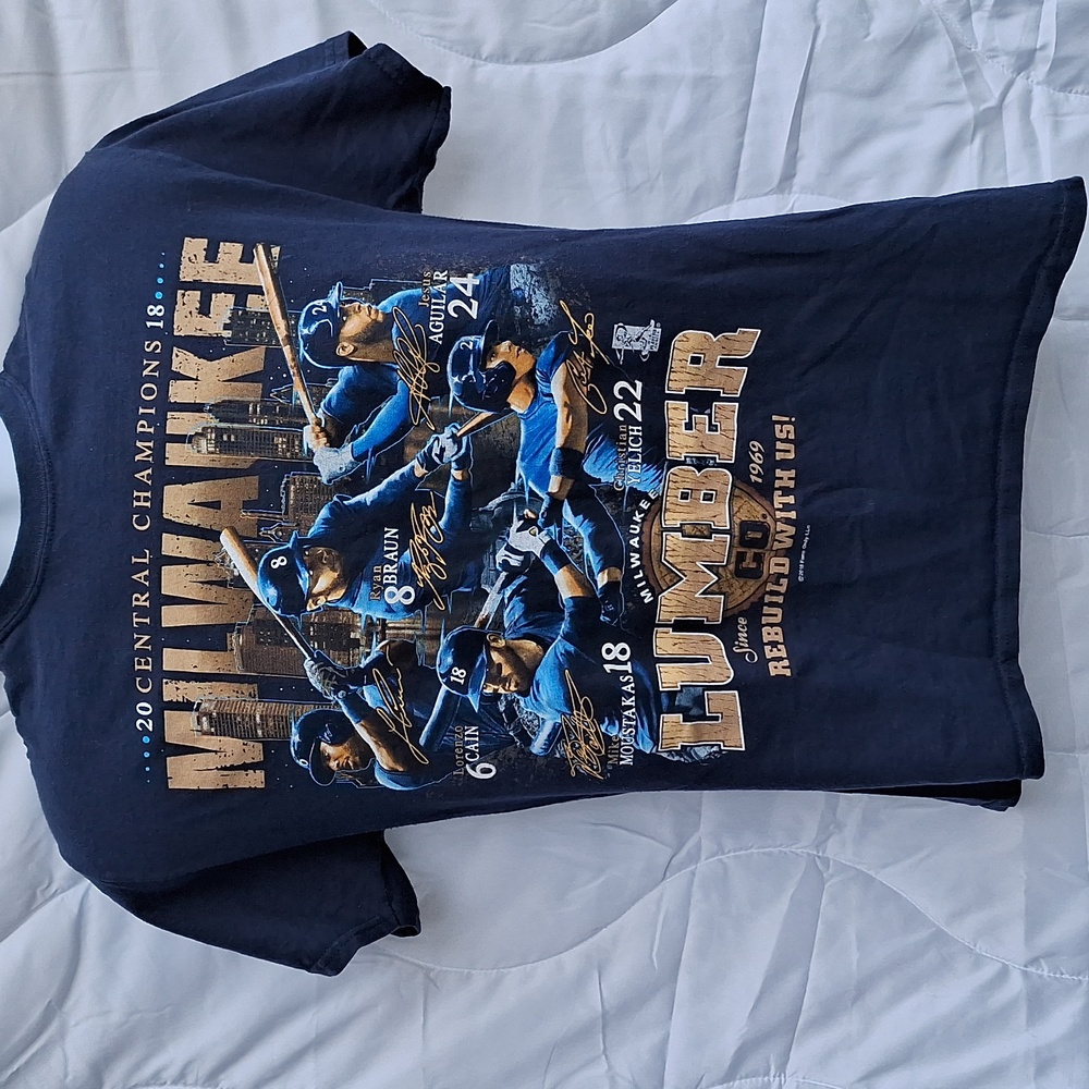 2018 Fans Only Milwaukee Brewers Shirt, Medium